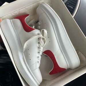 Alexander McQueen Size 39 AUTHENTIC proof